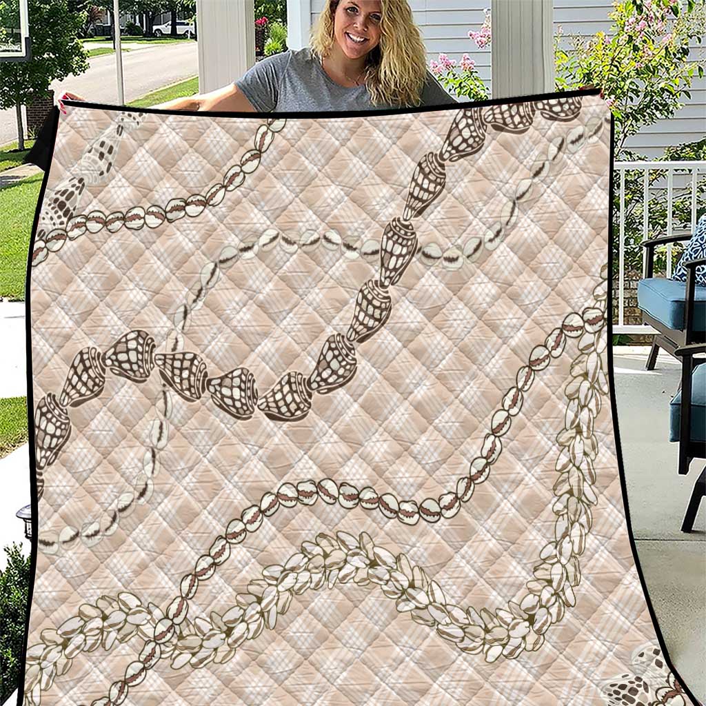 Beige Aloha Hawaii Shell Lei Quilt Palaka Hebrew Cone Honey Cowrie Elegant Curves - Polynesian Pride