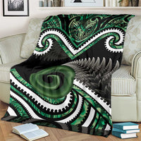 Koru Pounamu Aotearoa Blanket Maori Paua Shell Mix Silver Fern