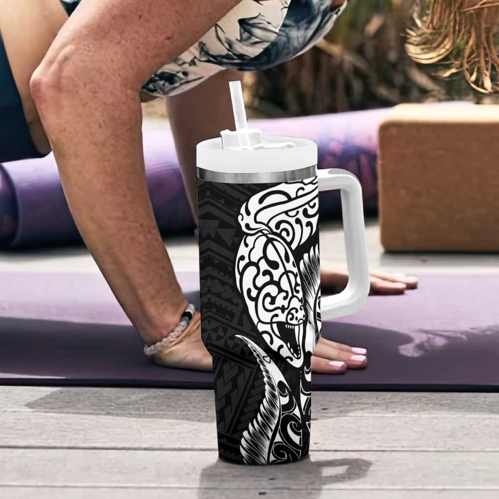 New Zealand Eel Tumbler With Handle Tuna Aotearoa Maori Patten - Black