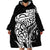 New Zealand Eel Wearable Blanket Hoodie Tuna Aotearoa Maori Patten - Black