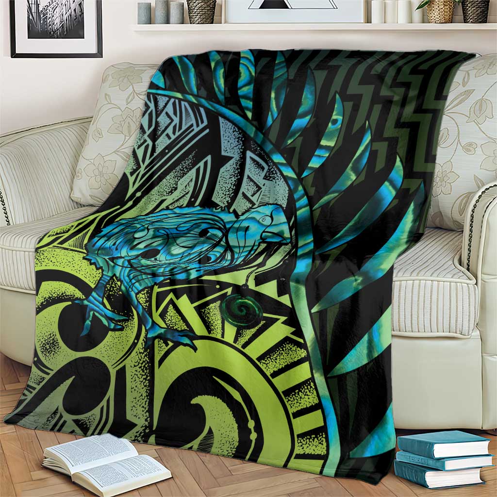 Southland Takehe Pounama Blanket Aotearoa Poutama Paua Shell Fern