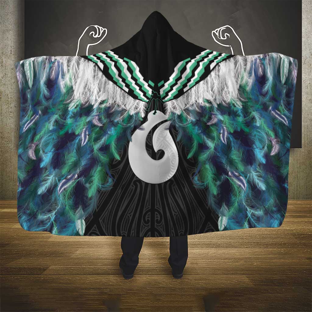 Aotearoa Korowai Motif Hooded Blanket Hei Matau Poutama Maori Pattern