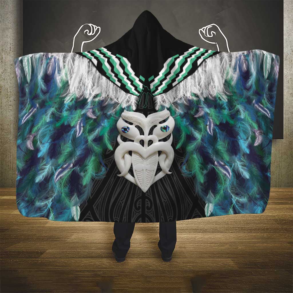 Aotearoa Korowai Motif Hooded Blanket Maori Wheku Poutama