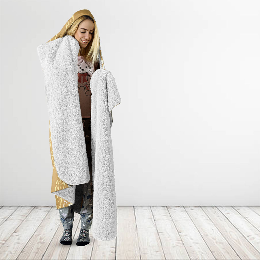 Heiva i Tahiti Hooded Blanket Tahitian Tiare Maori Cowrie Lei Brown