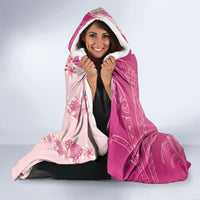 Heiva i Tahiti Hooded Blanket Tahitian Tiare Maori Cowrie Lei Pink