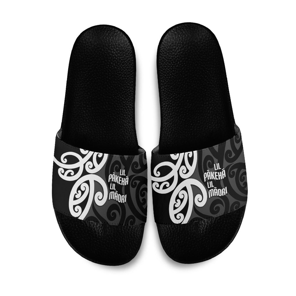 Lil Pakeha Lil Maori New Zealand Slide Sandals Kiwi Proud Mangopare Pattern LT14 Black - Polynesian Pride