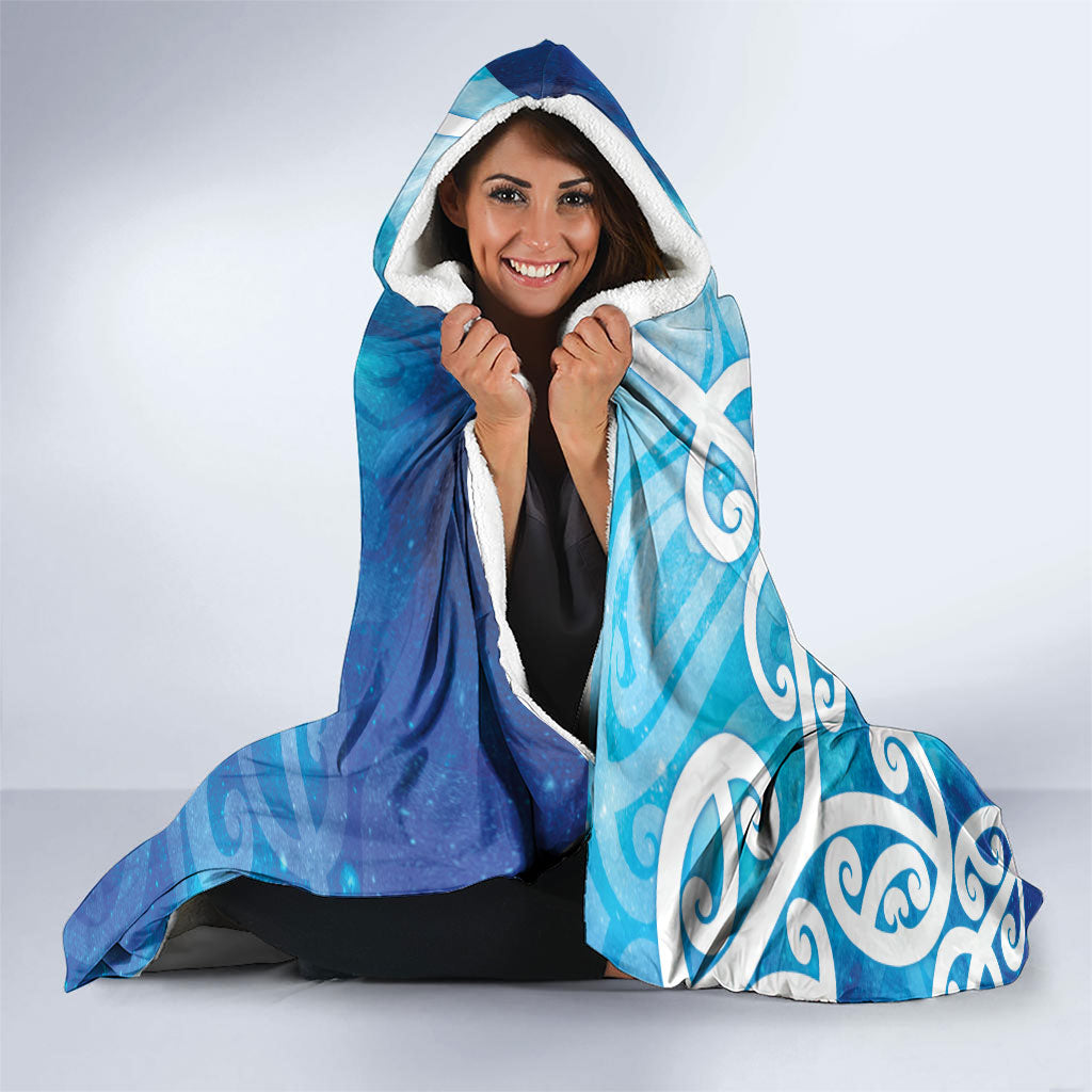 Hammerhead Shark Tattoo New Zealand Hooded Blanket Maori Galaxy Mangopare Pattern LT14 - Polynesian Pride