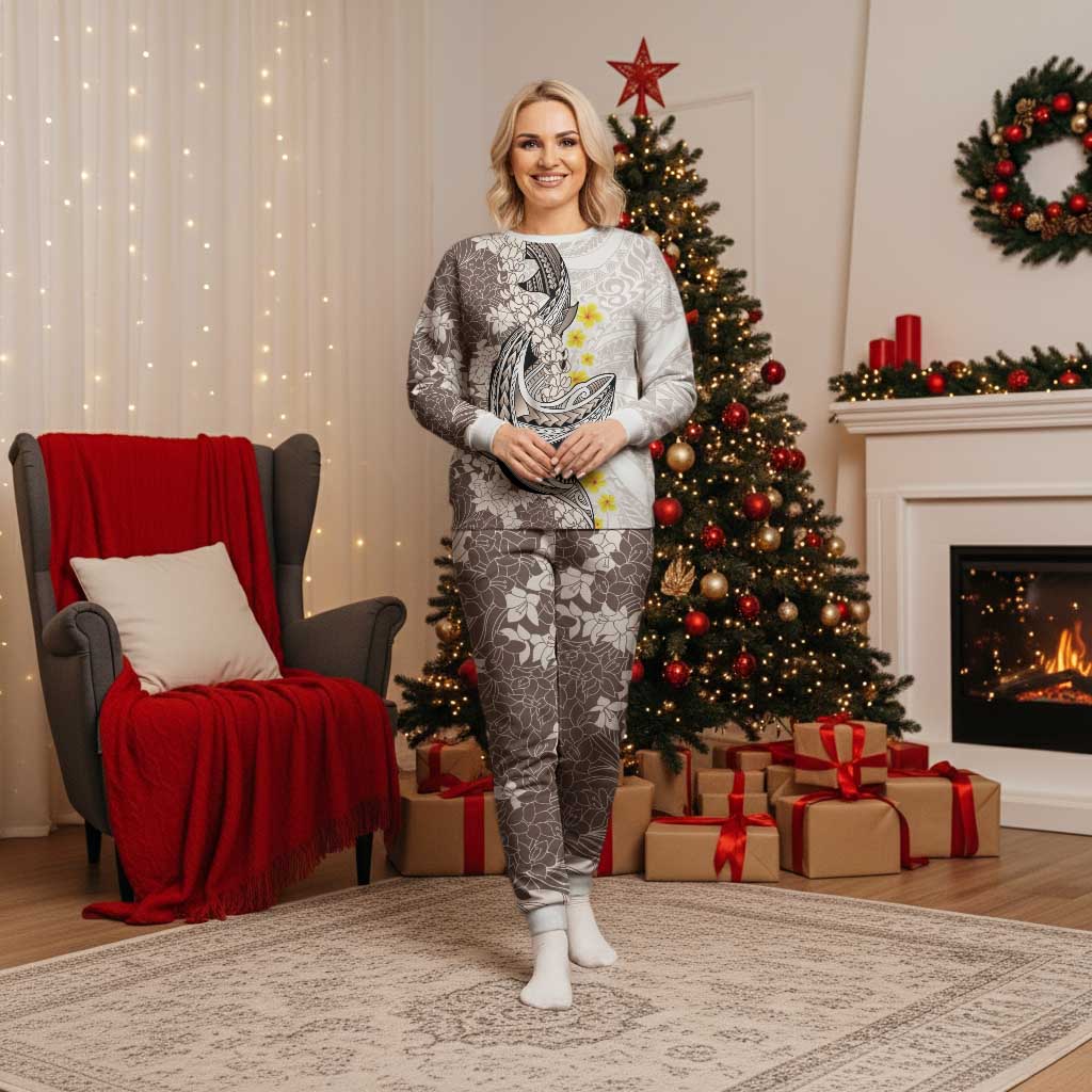 Brown and White Hawaii Shark Tattoo Christmas Pajama Set Puakenikeni Lei Plumeria Polynesian Pattern - Polynesian Pride