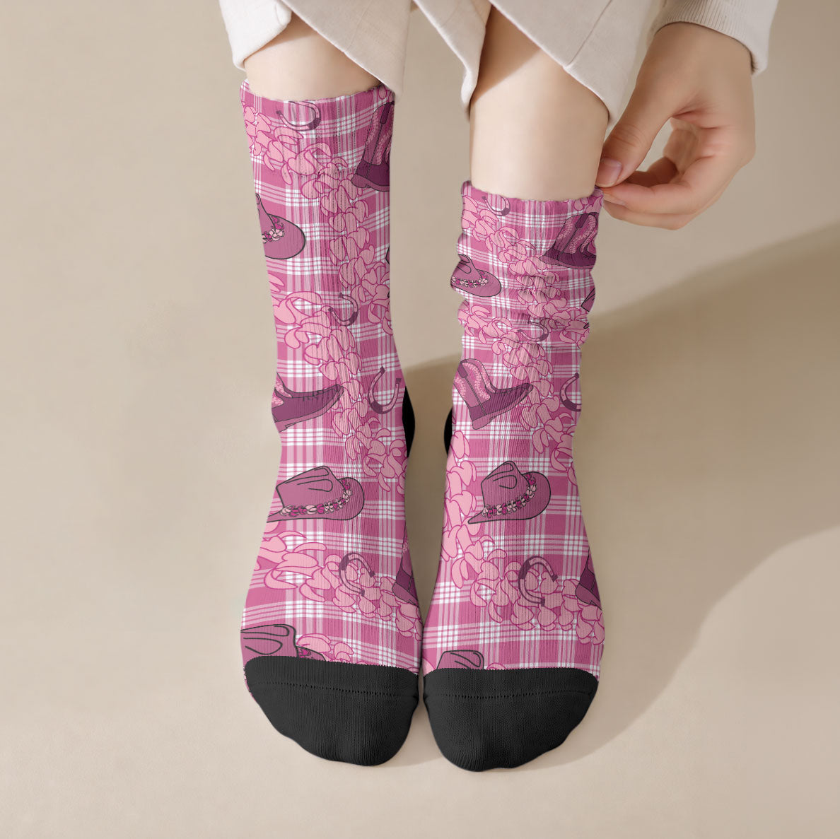 Pink Palaka Hawaii Cowboy Crew Socks Puakenikeni Lei Paniolo Papale Seamless Vibes LT14 Crew Socks Pink - Polynesian Pride