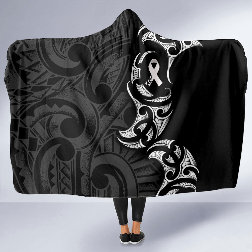 White Ribbon Day New Zealand Hooded Blanket Aotearoa Maori Pattern LT14 One Size Black - Polynesian Pride