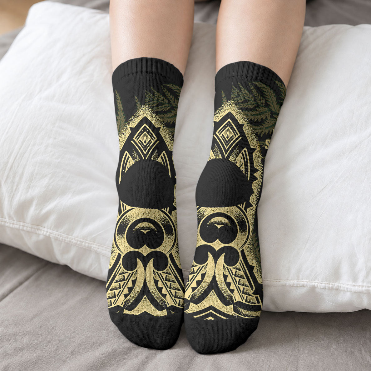 White Ribbon Day New Zealand Crew Socks Respect Women Maori Pattern Yellow LT14 - Polynesian Pride