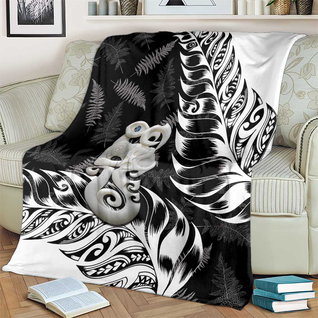Aotearoa Manaia NZ Maori Silver Fern Blanket