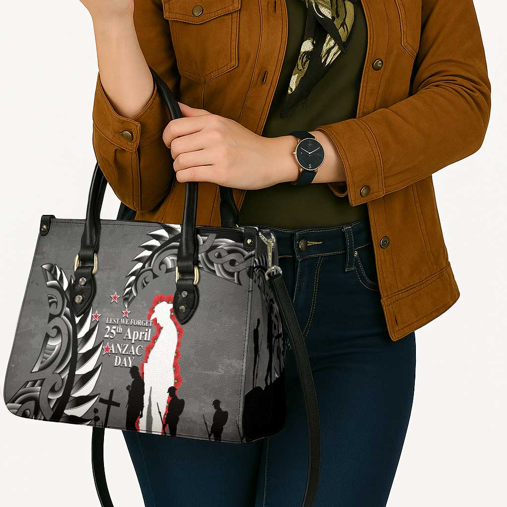 New Zealand ANZAC Day Leather Bag 25th April Silver Fern With Poppy - Polynesian Pride