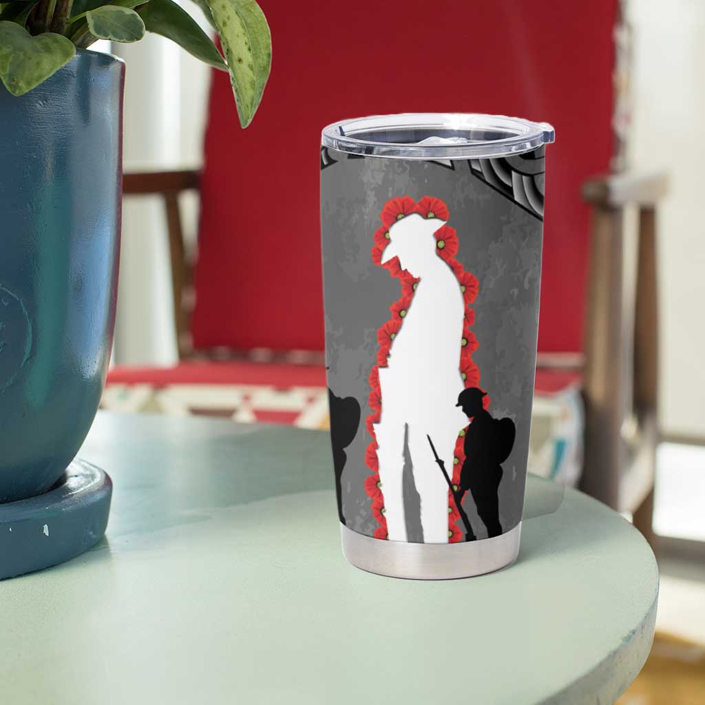 New Zealand ANZAC Day Tumbler Cup 25th April Silver Fern With Poppy