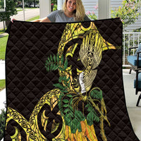Yellow New Zealand Kowhai And Piwakawaka Quilt Maori Ngaru Paua Shell LT14 Yellow - Polynesian Pride