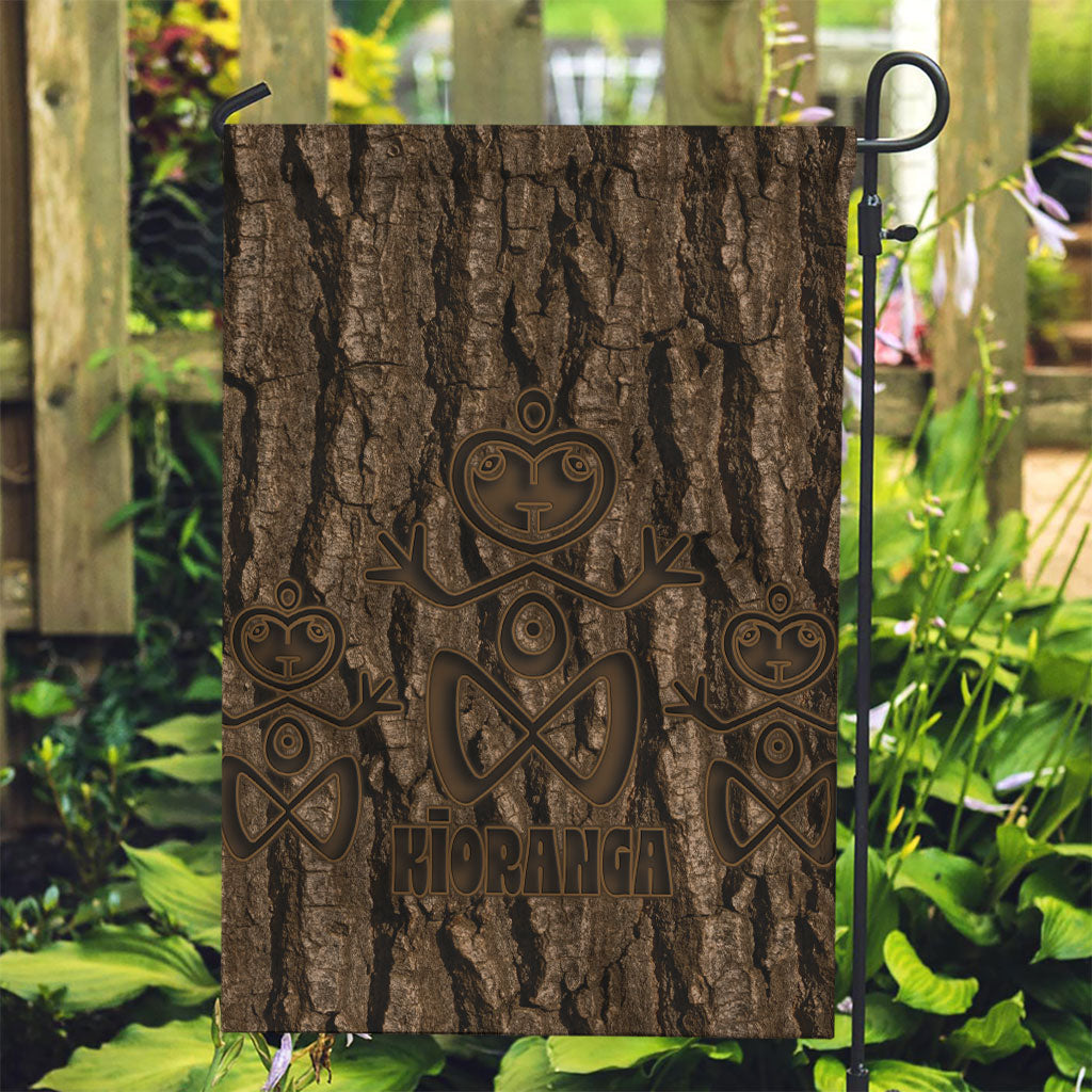 Kioranga Moriori New Zealand Garden Flag Kopi Rakau Carving Art LT14 Garden Flag Brown - Polynesian Pride