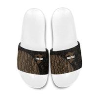 Moriori Kekoru New Zealand Personalised Slide Sandals Kopi Rakau Carving Chatham Islands Map LT14 Black - Polynesian Pride