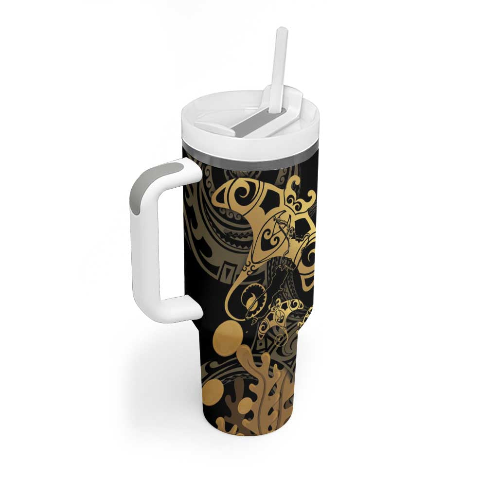 Black And Gold Aotearoa Whai Tumbler With Handle NZ Stingrays Maori Curves Style