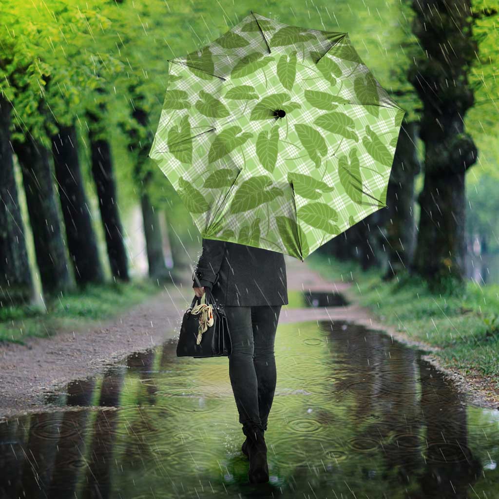 Green Hawaii Kalo Palaka Motifs Umbrella Hawaiian Taro Leaves Elegant Vibes - Polynesian Pride