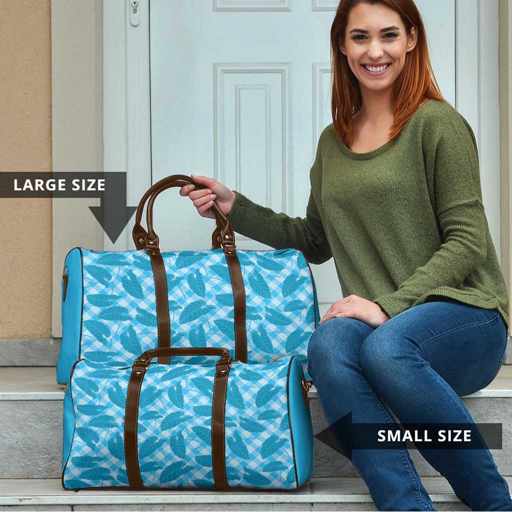 Blue Hawaii Kalo Palaka Motifs Travel Bag Hawaiian Taro Leaves Elegant Vibes - Polynesian Pride