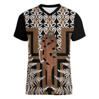 New Zealand Women V-Neck T-Shirt Maori Maripi Knife With Poutama Art