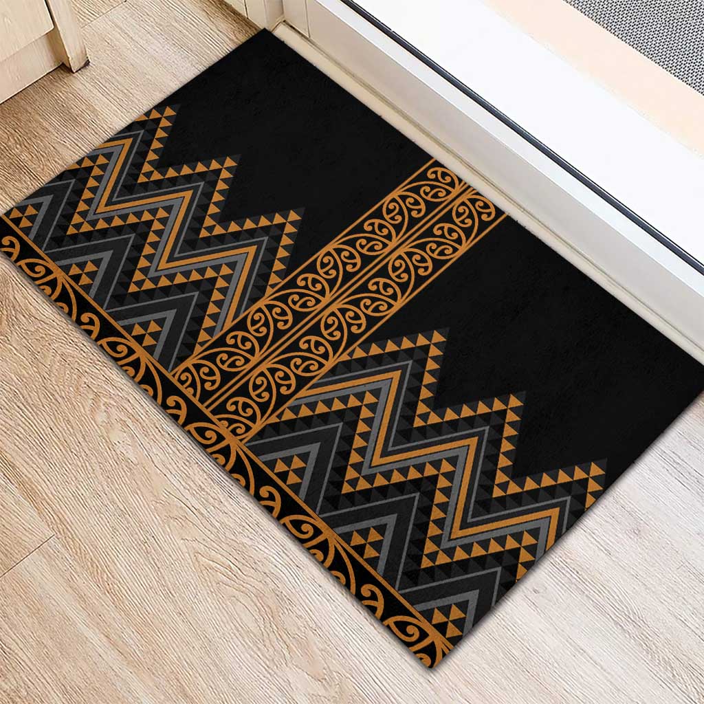 Gold Aotearoa Mangopare Kowhaiwhai and Niho Taniwha Rubber Doormat Maori New Zealand