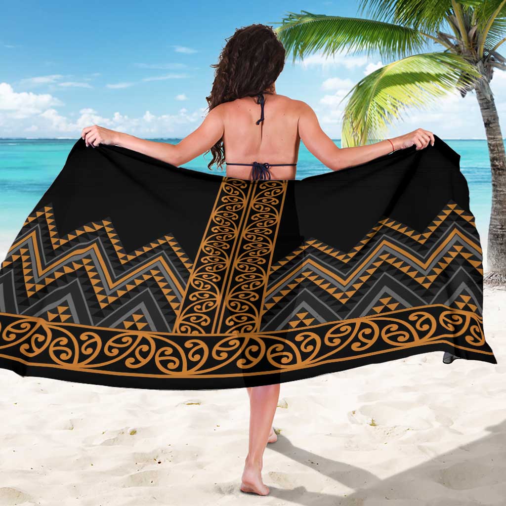 Gold Aotearoa Mangopare Kowhaiwhai and Niho Taniwha Sarong Maori New Zealand