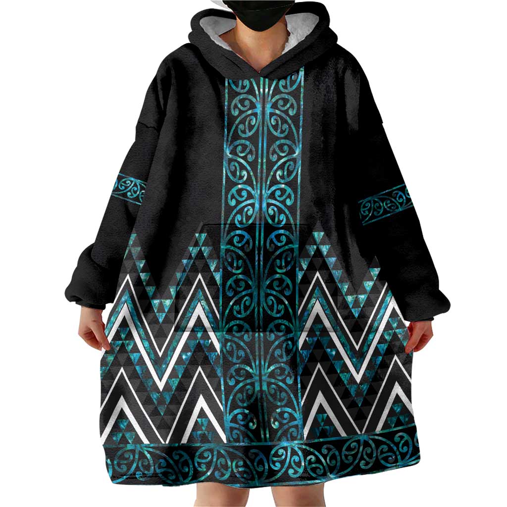 Paua Shell Aotearoa Mangopare Kowhaiwhai and Niho Taniwha Wearable Blanket Hoodie Maori New Zealand LT14 - Polynesian Pride