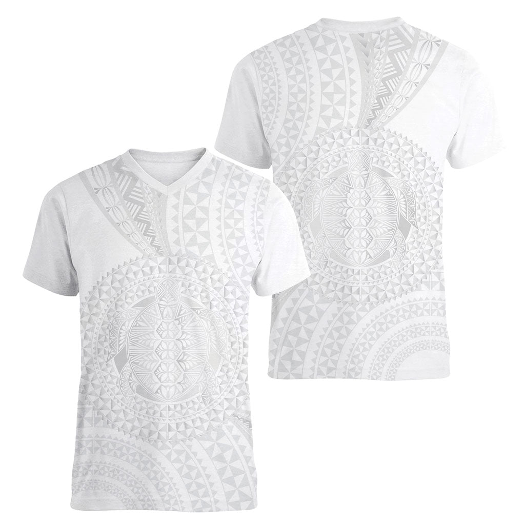 Tonga White Sunday Women V-Neck T-Shirt Fakame Tongan Ngatu Turtle LT14 - Polynesian Pride