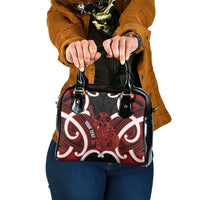 Whero Aotearoa Atua Tumatauenga Personalised Shoulder Handbag Maori God Of War Tiki With Taiaha LT14 One Size Red - Polynesian Pride