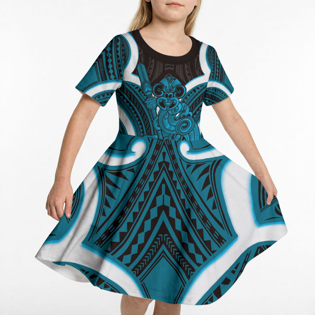 Kikorangi Aotearoa Atua Tumatauenga Personalised Kid Short Sleeve Dress Maori God Of War Tiki With Taiaha LT14 - Polynesian Pride