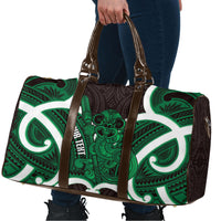 Kakariki Aotearoa Atua Tumatauenga Personalised Travel Bag Maori God Of War Tiki With Taiaha LT14 - Polynesian Pride