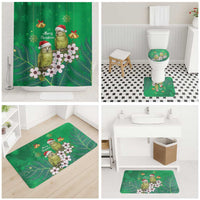 New Zealand Kakapo Christmas Bathroom Set Owl Parrot Santa Sliver Fern Manuka - Green - Polynesian Pride