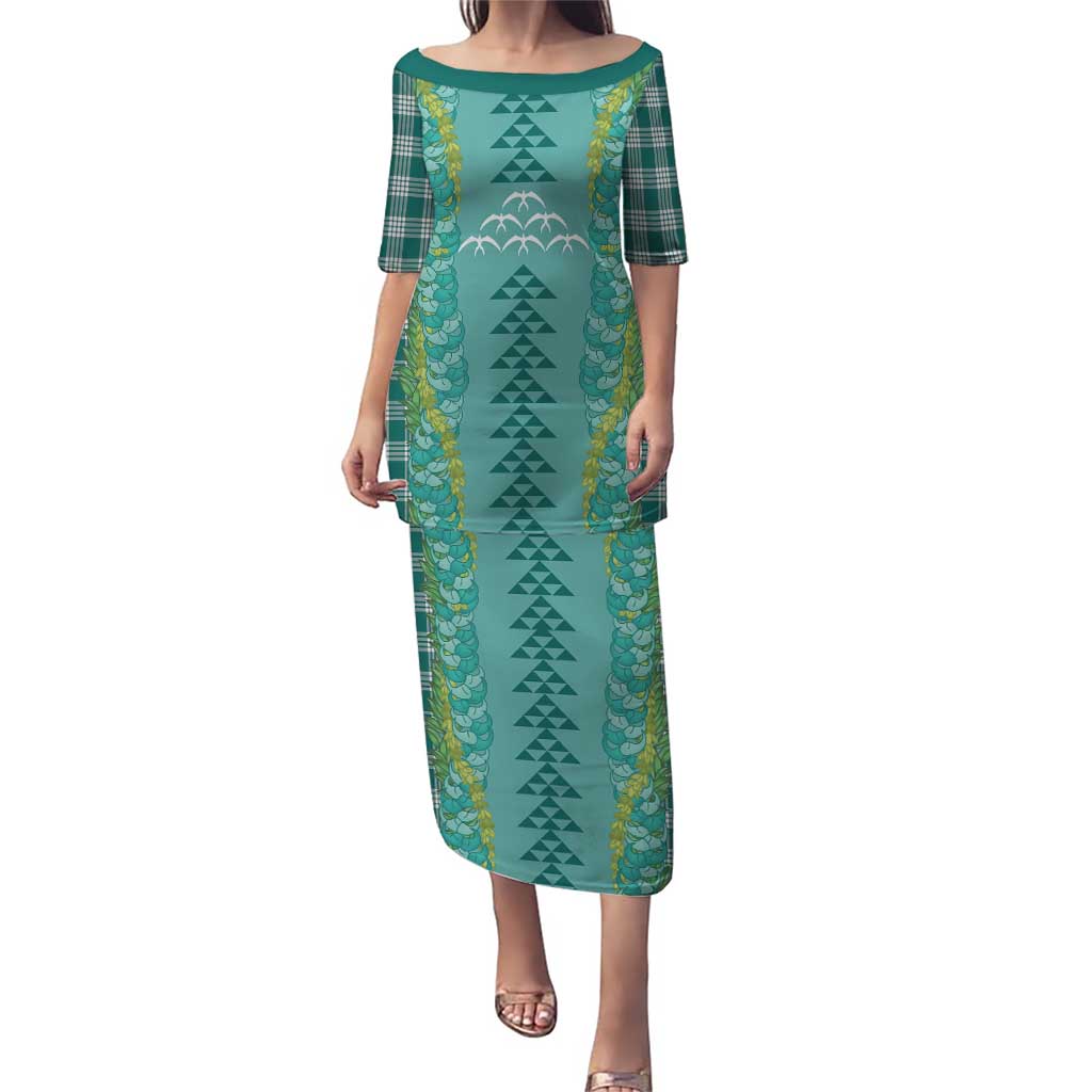 Teal Palaka Hawaii Iwa Bird Family Matching Puletasi and Hawaiian Shirt Hawaiian Kakau Jade Vine Lei LT14 Mom's Dress Teal - Polynesian Pride
