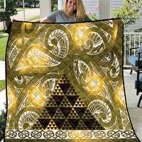 Matariki New Zealand Quilt NZ Niho Taniwha Maori New Year Yellow Galaxy
