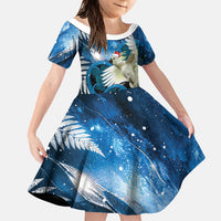 Sulphur-crested Cockatoo New Zealand Christmas In July Family Matching Off Shoulder Short Dress and Hawaiian Shirt NZ Aroha Koru Fern Marble Vibes LT14 Daughter's Dress Blue - Polynesian Pride
