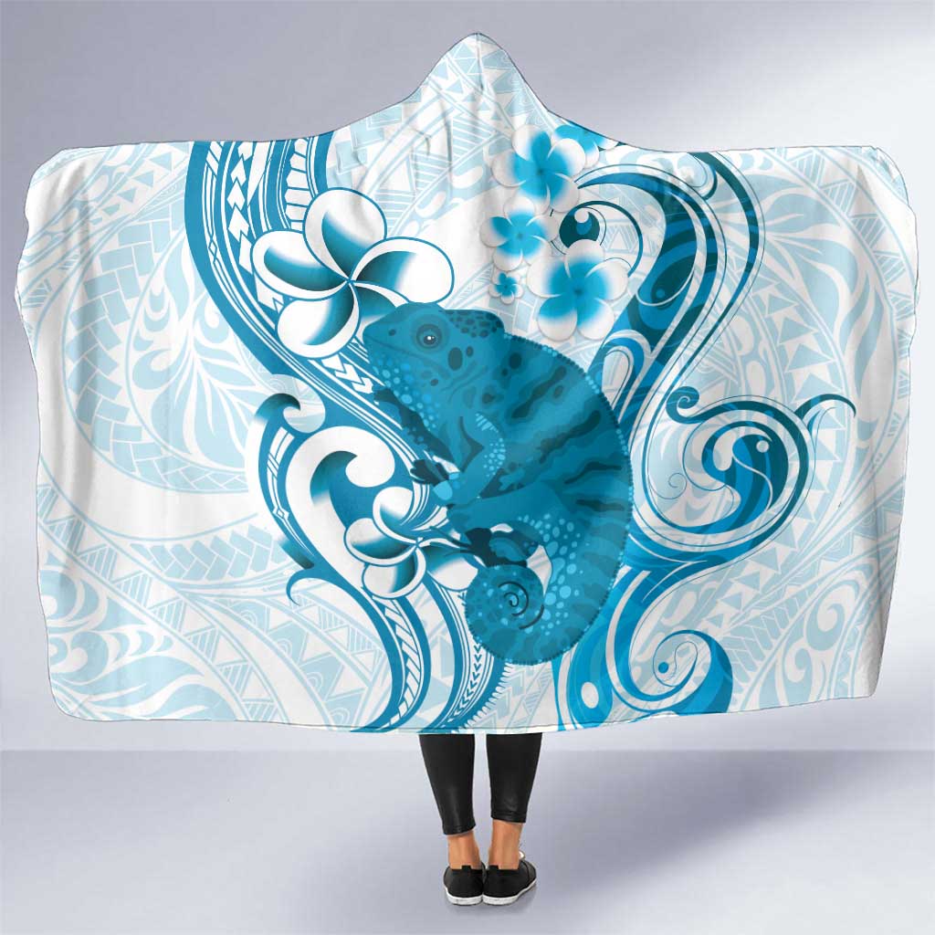 Cyan And White Hawaii Chameleon Hooded Blanket Plumeria Polynesian Tribal Art