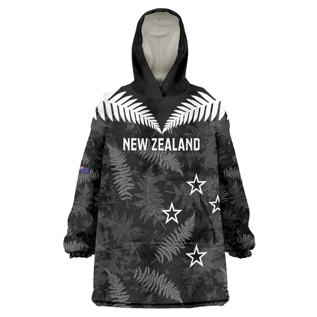Custom New Zealand Silver Fern Football Wearable Blanket Hoodie Go Aotearoa Grunge Black - Polynesian Pride
