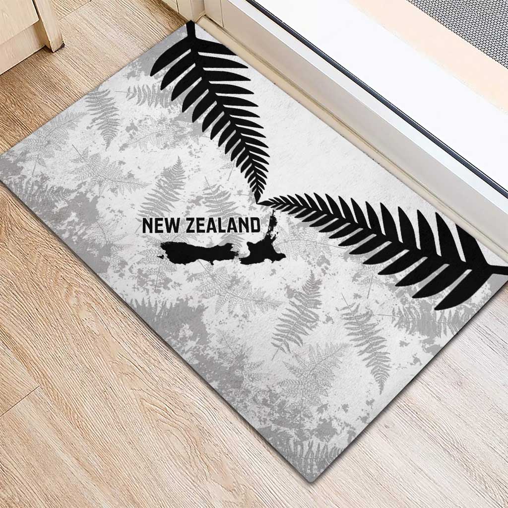 Custom New Zealand Silver Fern Football Rubber Doormat Go Aotearoa Grunge White - Polynesian Pride