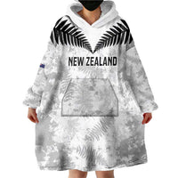 Custom New Zealand Silver Fern Football Wearable Blanket Hoodie Go Aotearoa Grunge White - Polynesian Pride