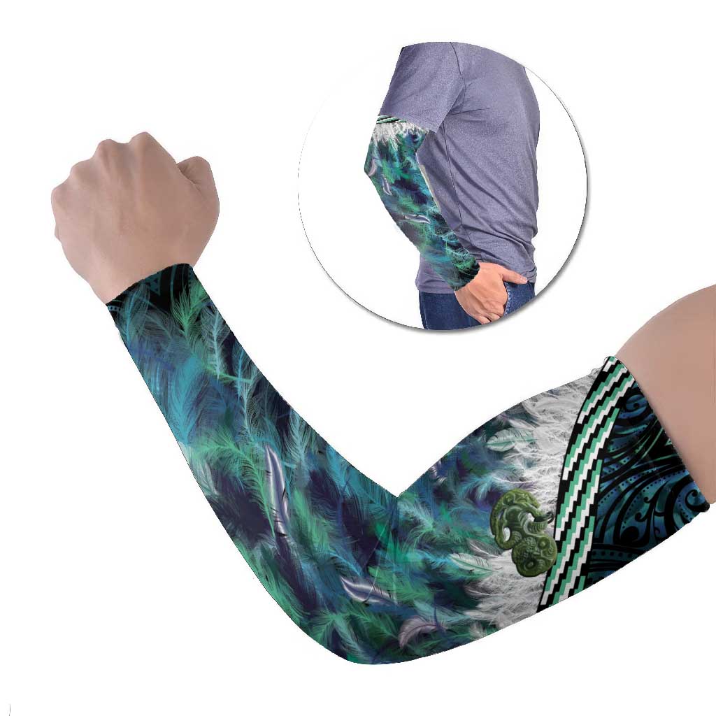 Turquoise Traditional Cloak Aotearoa Arm Sleeves Maori Paua Shell Korowai Pattern - Polynesian Pride