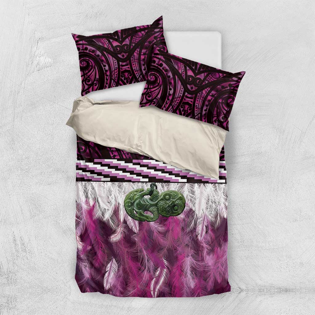 Pink Traditional Cloak Aotearoa Bedding Set Maori Paua Shell Korowai Pattern
