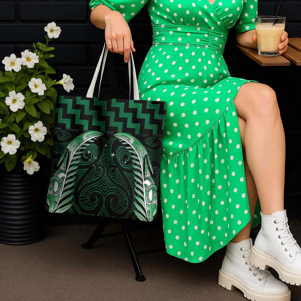 Green Matariki New Zealand Tote Bag Maori Poutama Galaxy Vibes - Polynesian Pride