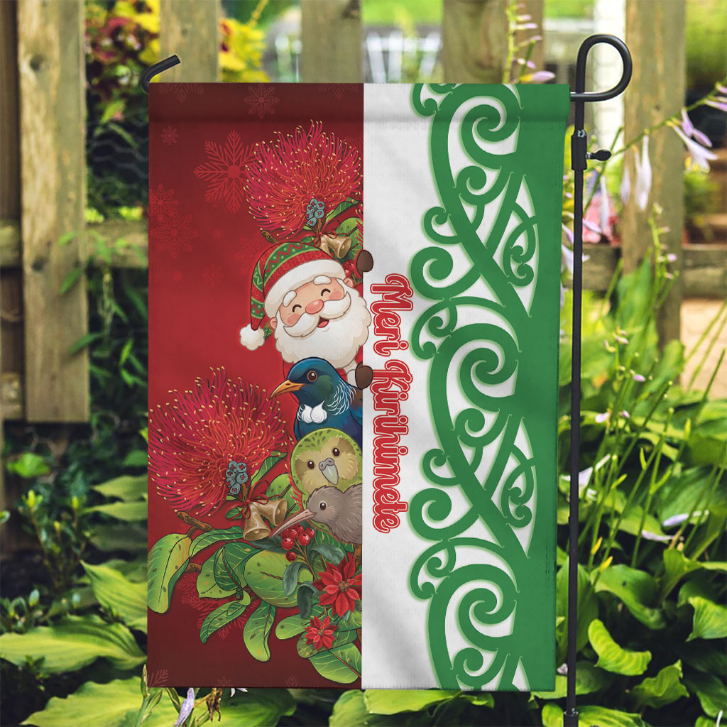 Meri Kirihimete New Zealand Garden Flag Cute Santa NZ Animals and Pohutukawa LT14 Garden Flag Red - Polynesian Pride