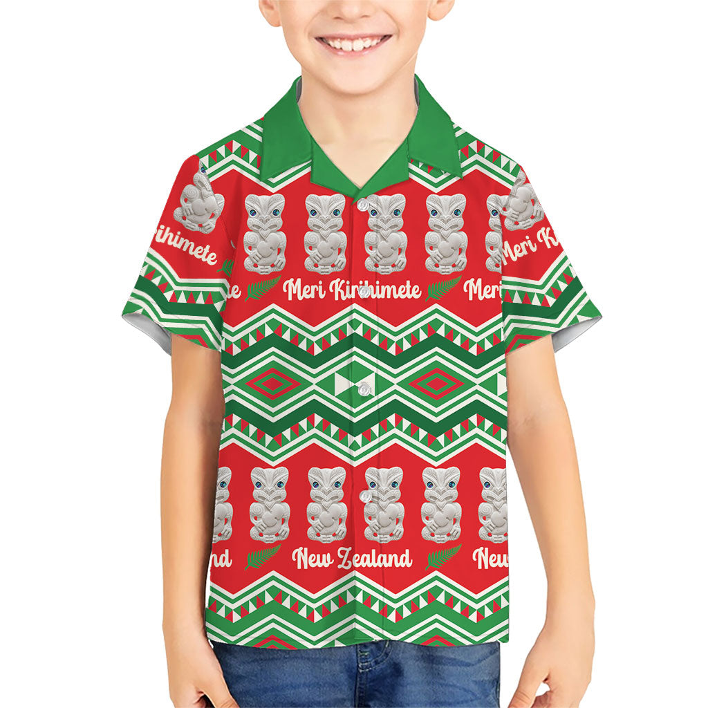 New Zealand Christmas In July Family Matching Puletasi and Hawaiian Shirt Meri Kirihimete Hei Tiki Taniko Motifs Seamless LT14 Son's Shirt Red - Polynesian Pride