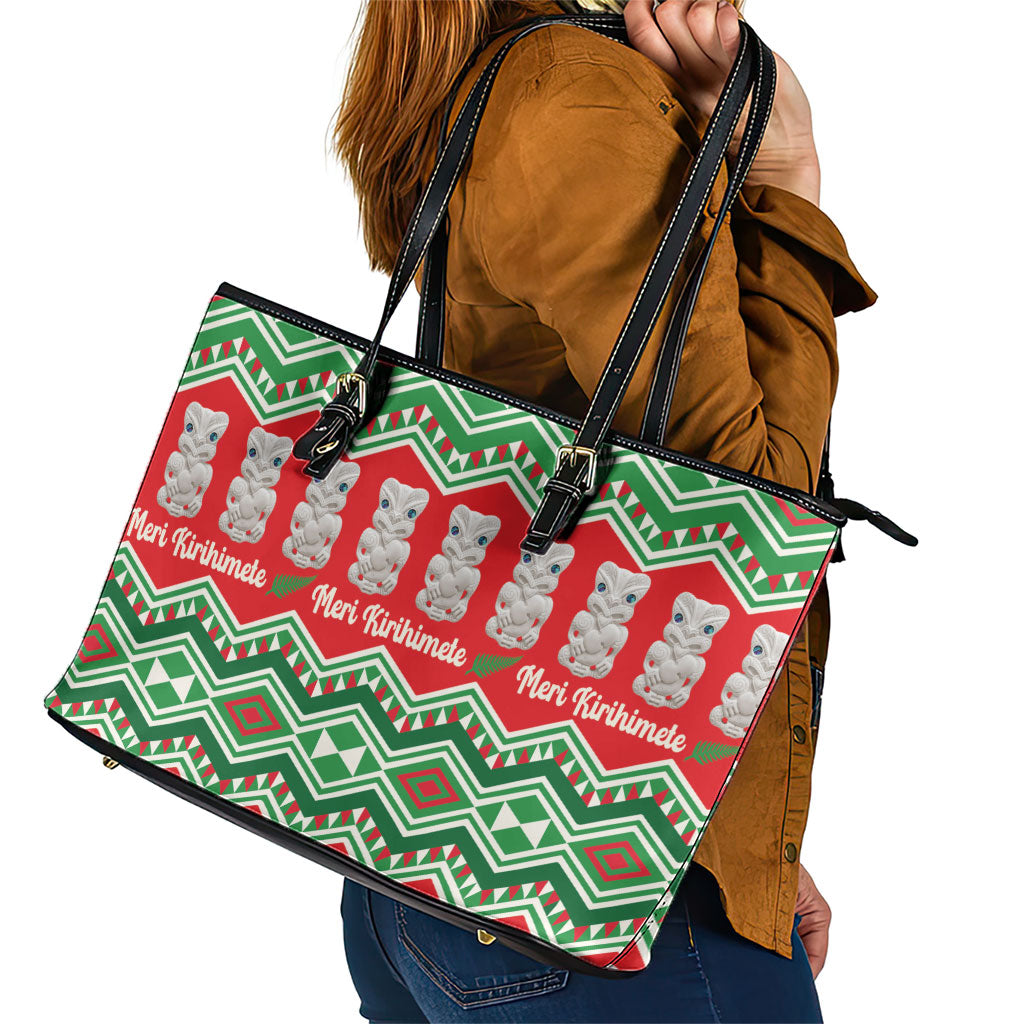 New Zealand Christmas In July Leather Tote Bag Meri Kirihimete Hei Tiki Taniko Motifs Seamless LT14 - Polynesian Pride
