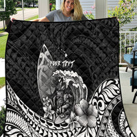 Hawaii Surfing Personalized Quilt Born To Surf Tiki Hawaiian Pattern LT14 Black - Polynesian Pride