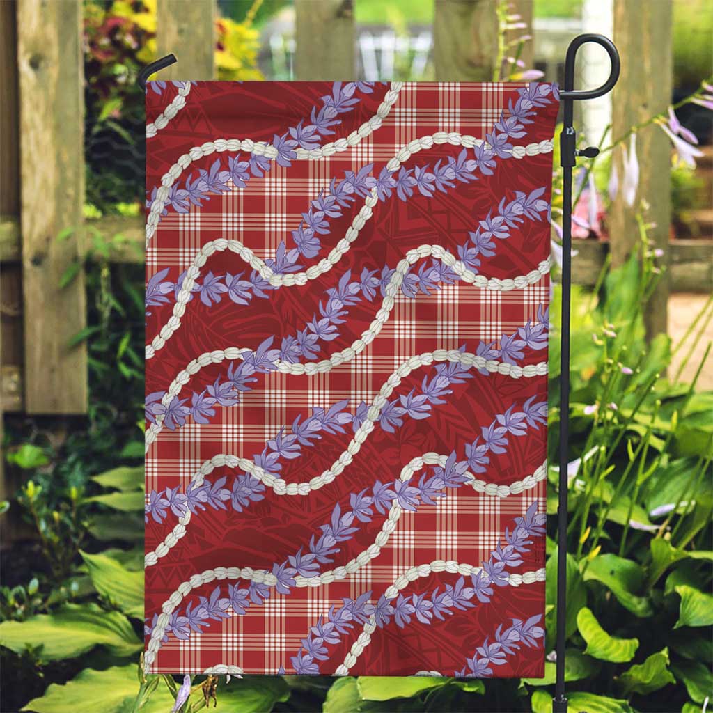 Red Hawaii Palaka Honohono Pikake Garden Flag Hawaiian Orchid Lei Polynesian Pattern - Polynesian Pride