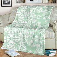 Pastel Green Kahili Quilt Hawaii Blanket Tropical Flower Seamless Half Style
