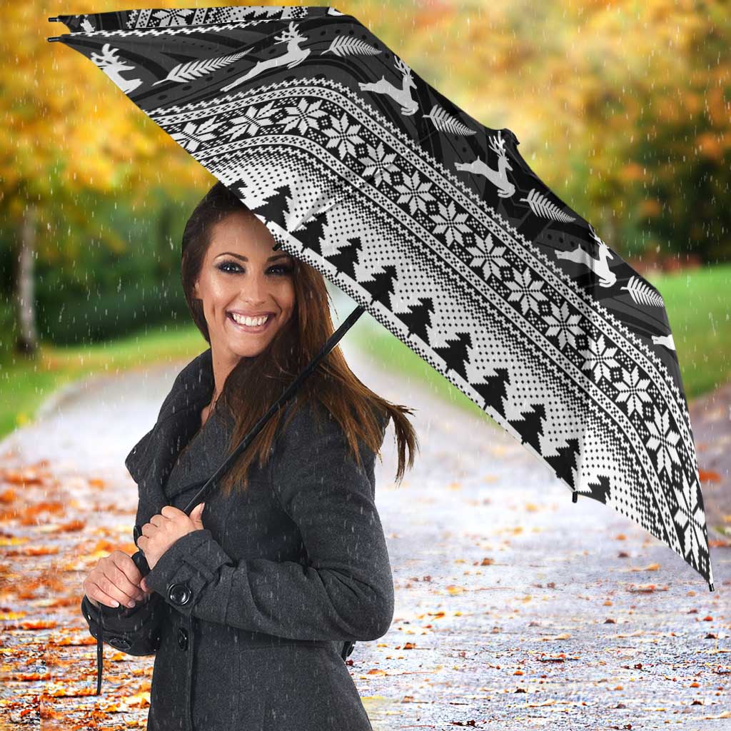 New Zealand Christmas Rugby Personalised Umbrella Meri Kirihimete All Black Maori - Polynesian Pride